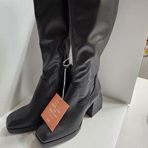 GB Fi-Nesse Stretch Platform Tall Boots | Black